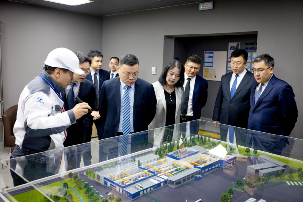 1758863663722758.png biyadi3.png