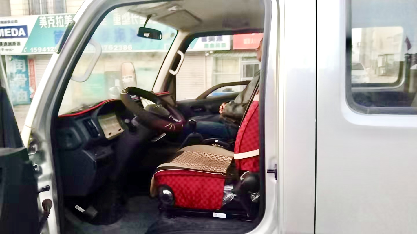 1758876937641780.jpg 4.jpg