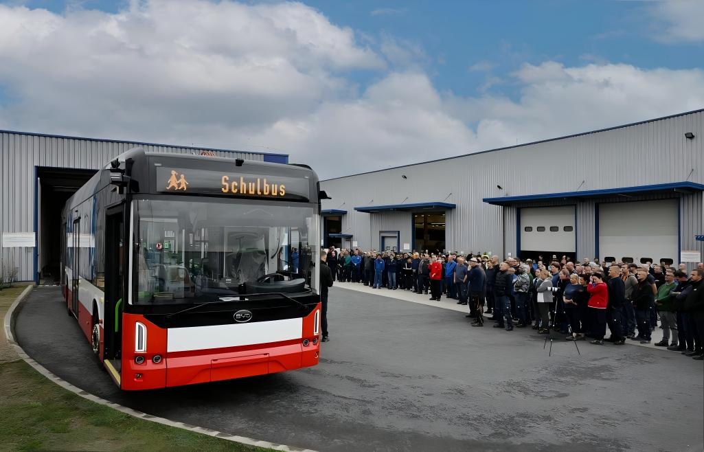 1759139543891001.jpg byd2.jpg