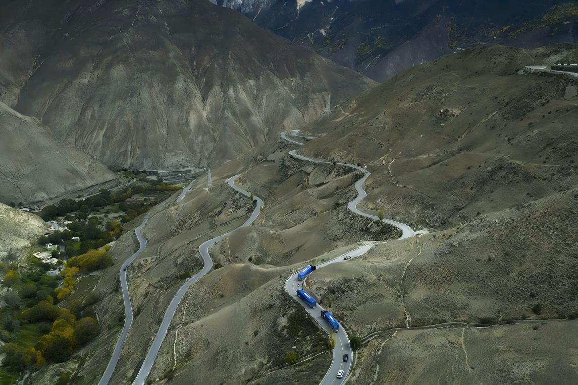 1760515658130234.jpg 欧曼4.jpg