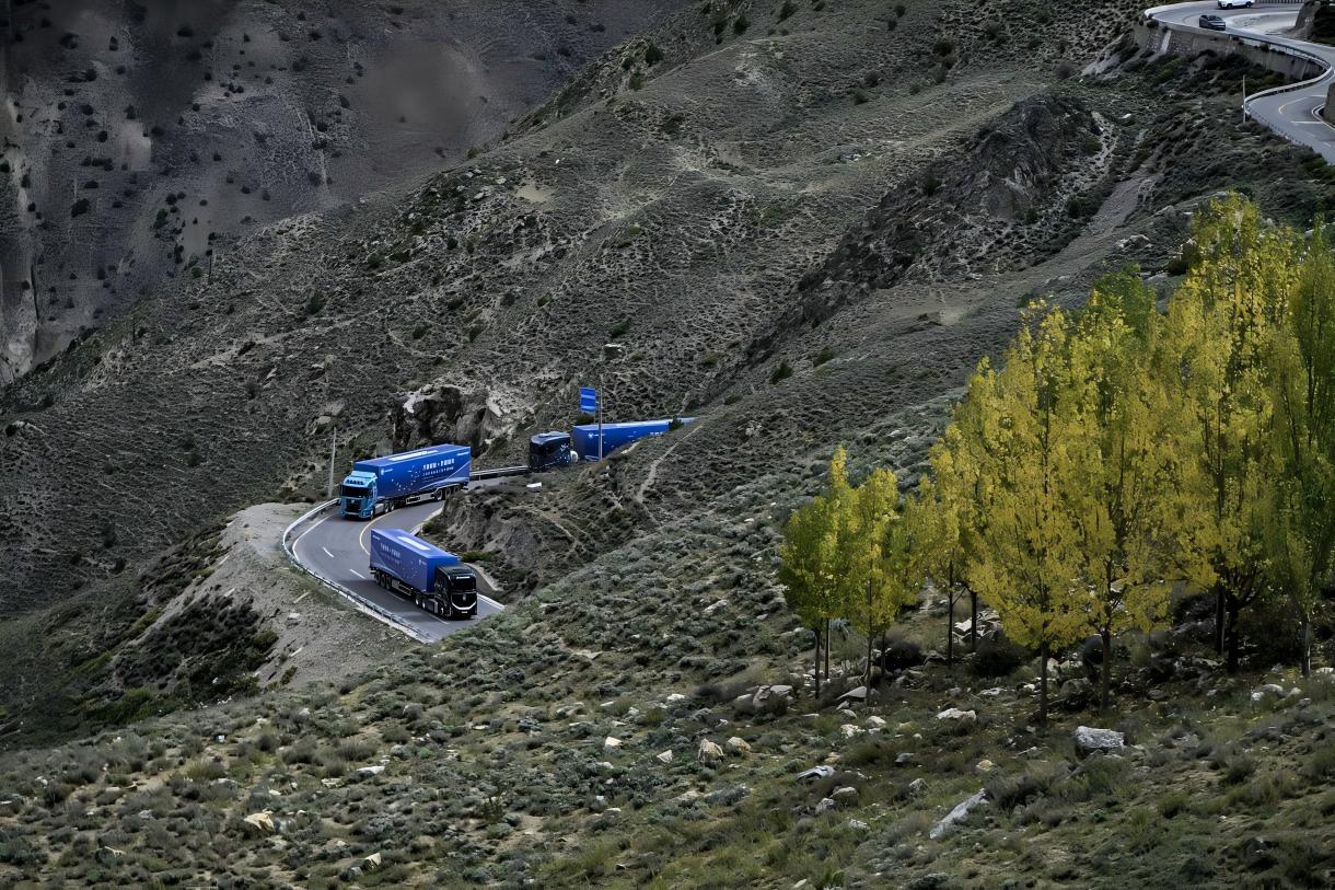 1760515667334799.jpg 欧曼5.jpg