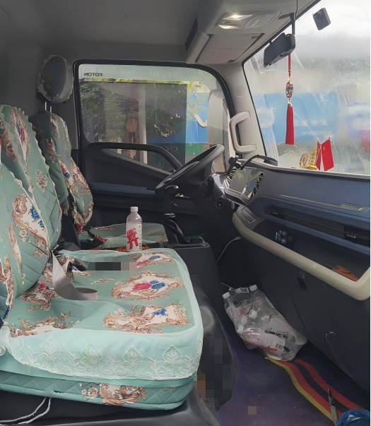 1761702768601786.png 领航货运4.png