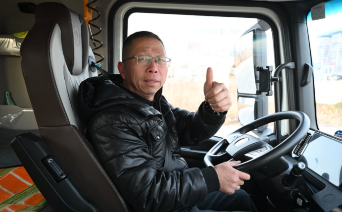 1773714632760850.png 1.3度公里 用欧曼就是省!欧曼银河5M纯电重卡让刘师傅稳赚运输1274.png