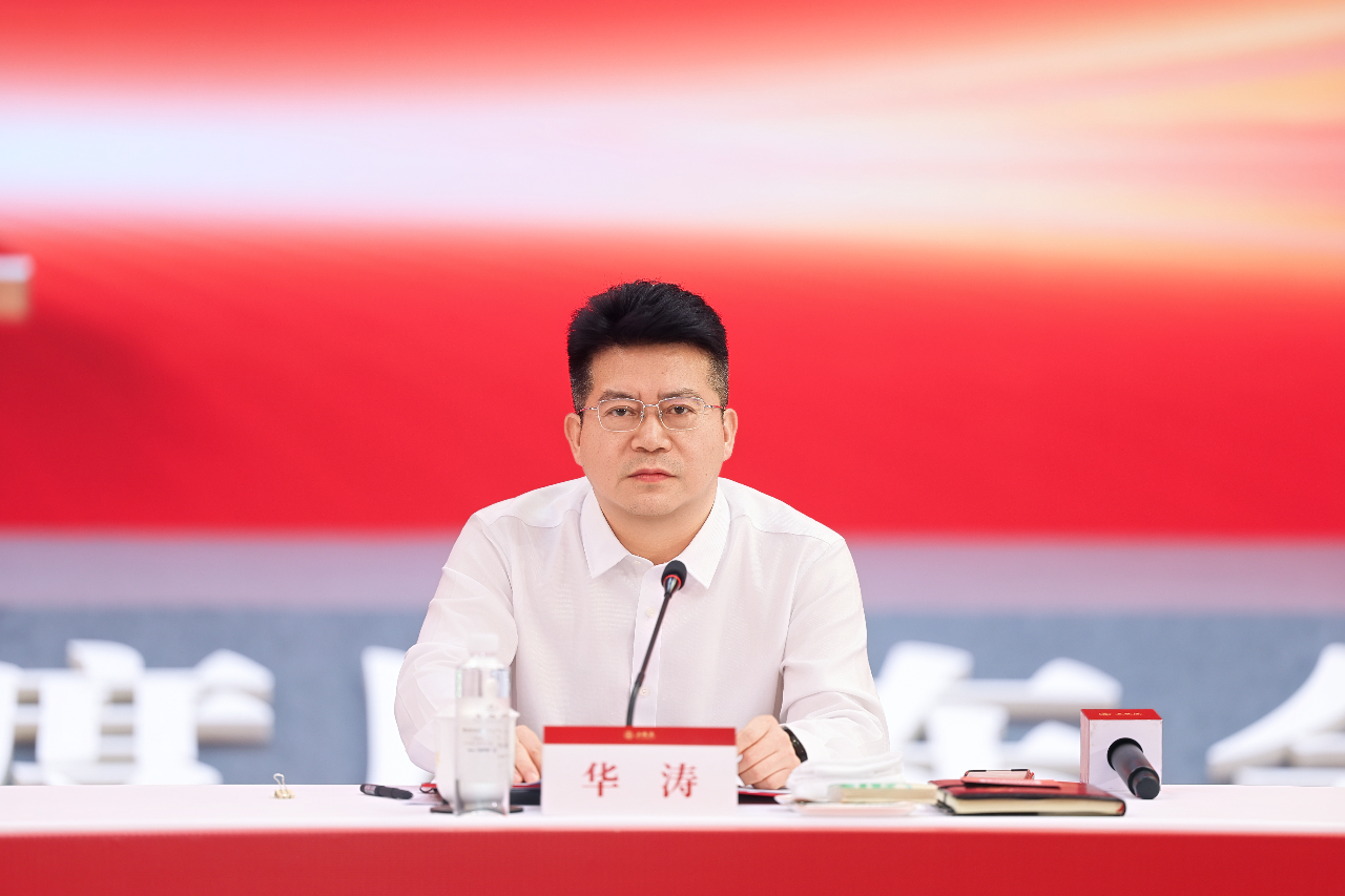 0627五粮液股东会3.png